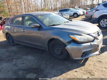  Salvage Nissan Altima