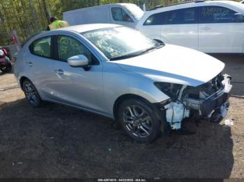  Salvage Toyota Yaris