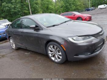  Salvage Chrysler 200