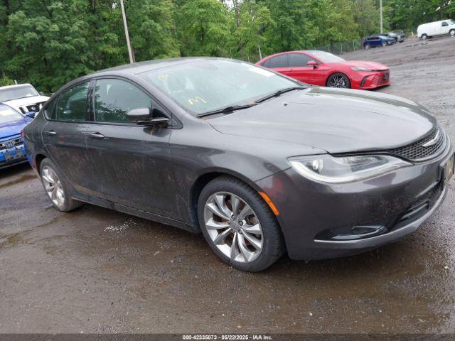  Salvage Chrysler 200
