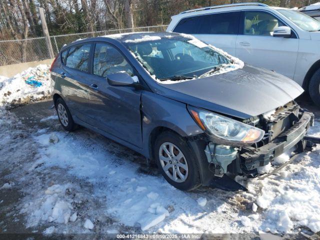  Salvage Hyundai ACCENT