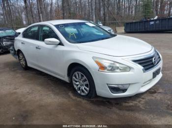  Salvage Nissan Altima