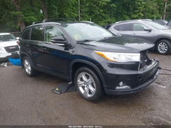  Salvage Toyota Highlander