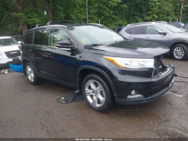  Salvage Toyota Highlander