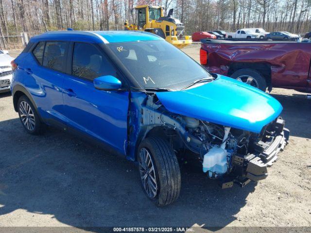  Salvage Nissan Kicks