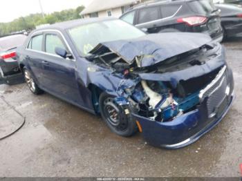  Salvage Chrysler 300