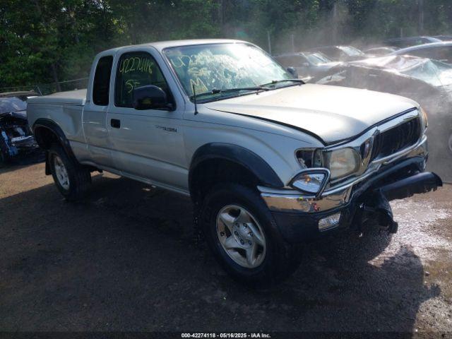  Salvage Toyota Tacoma