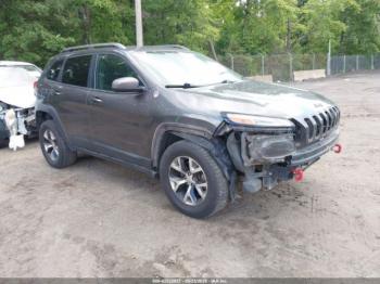  Salvage Jeep Cherokee