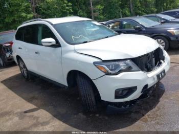  Salvage Nissan Pathfinder