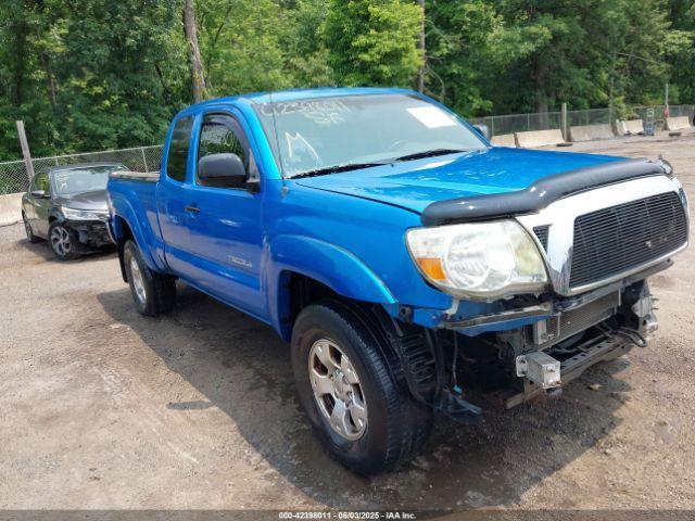  Salvage Toyota Tacoma