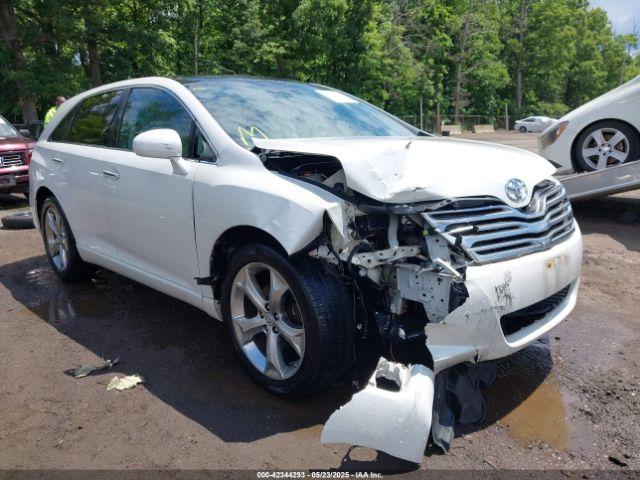  Salvage Toyota Venza