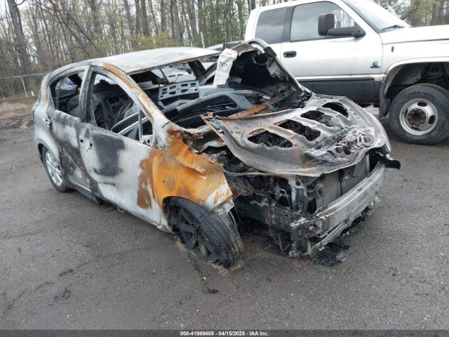  Salvage Toyota Prius c
