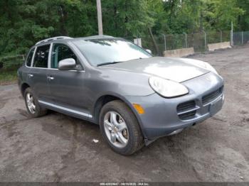  Salvage Porsche Cayenne