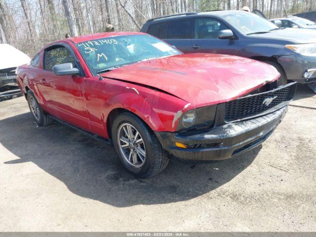  Salvage Ford Mustang
