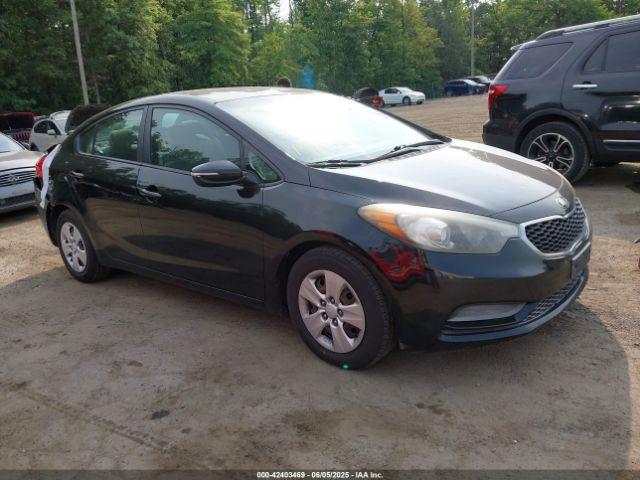  Salvage Kia Forte