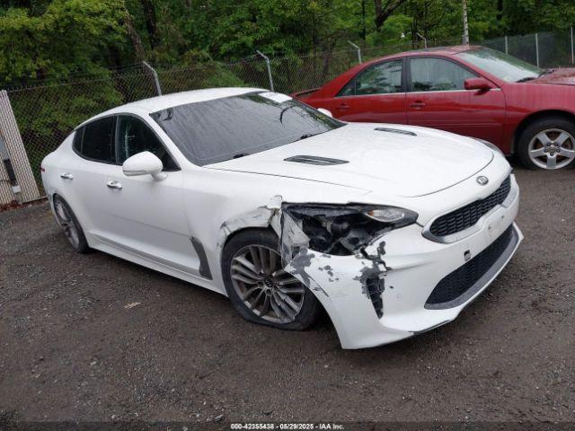  Salvage Kia Stinger
