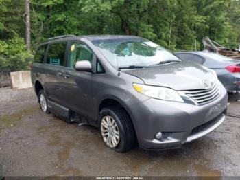  Salvage Toyota Sienna