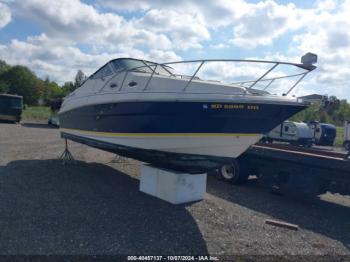  Salvage Larson Cabrio 260 Mid Cabin