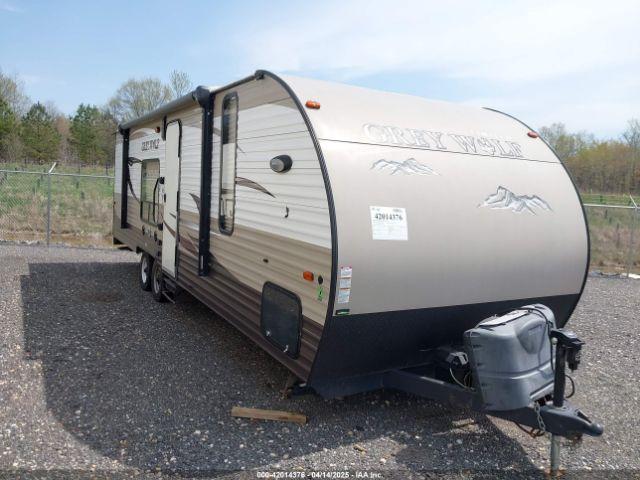  Salvage Cherokee By Forest R Grey Wolf Toy Hauler