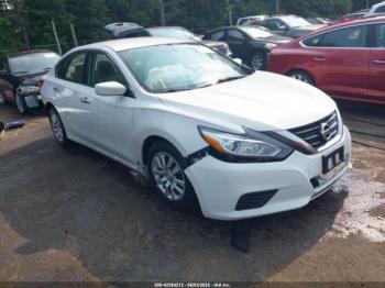  Salvage Nissan Altima