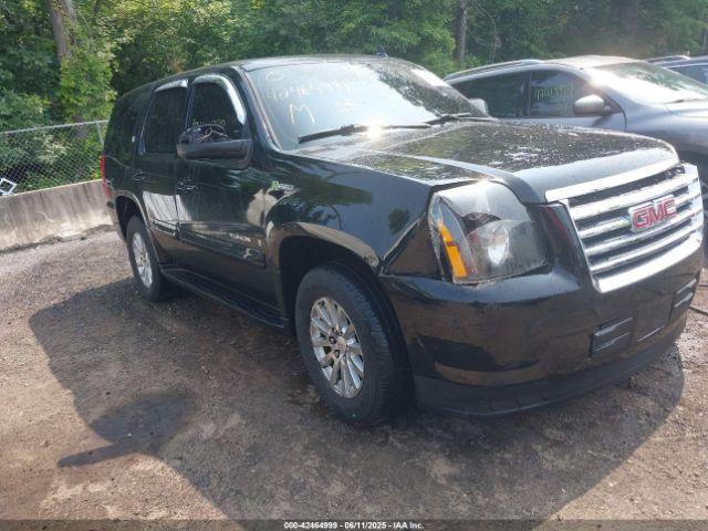  Salvage GMC Yukon