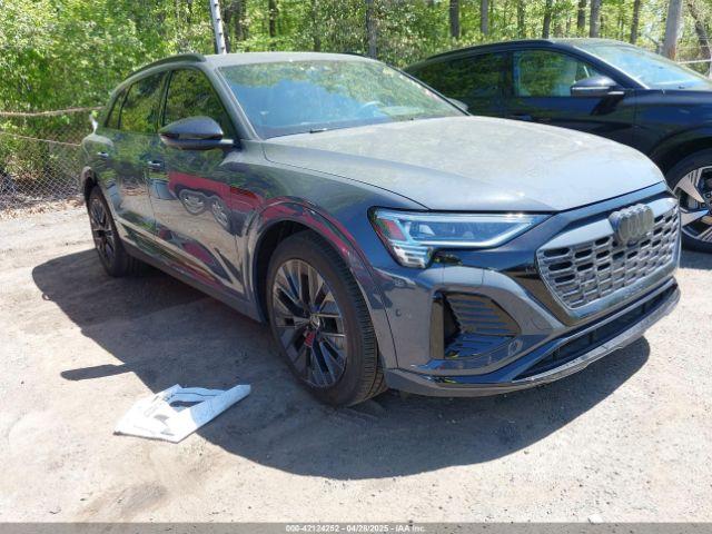  Salvage Audi Q8