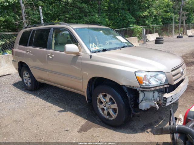  Salvage Toyota Highlander