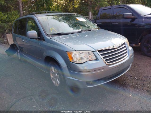 Salvage Chrysler Town & Country