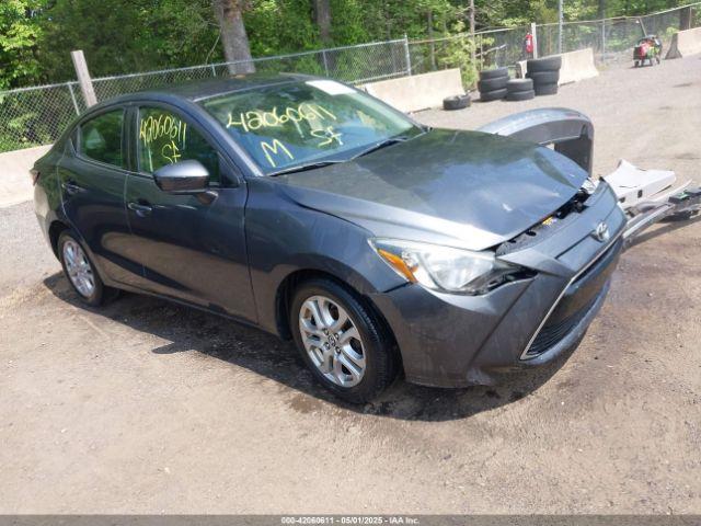  Salvage Toyota Yaris