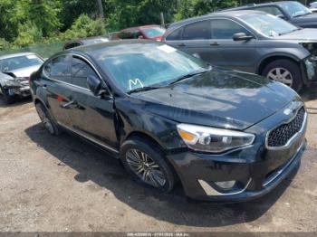  Salvage Kia Cadenza