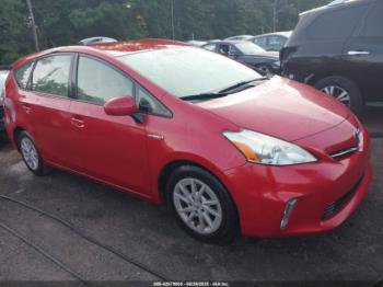  Salvage Toyota Prius v