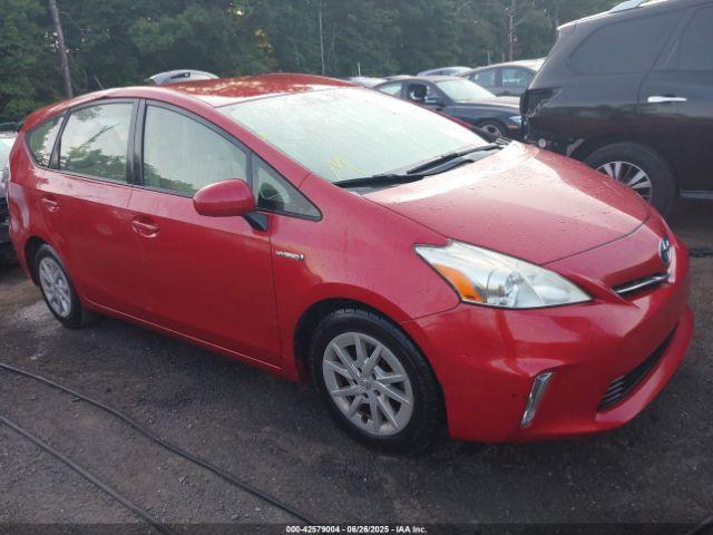  Salvage Toyota Prius v