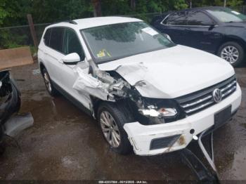  Salvage Volkswagen Tiguan