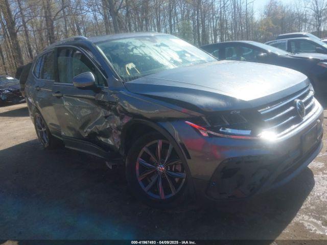  Salvage Volkswagen Tiguan