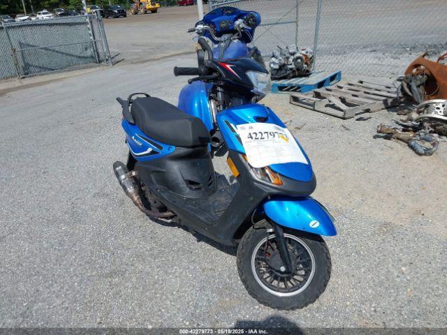  Salvage Fgyn Scooter
