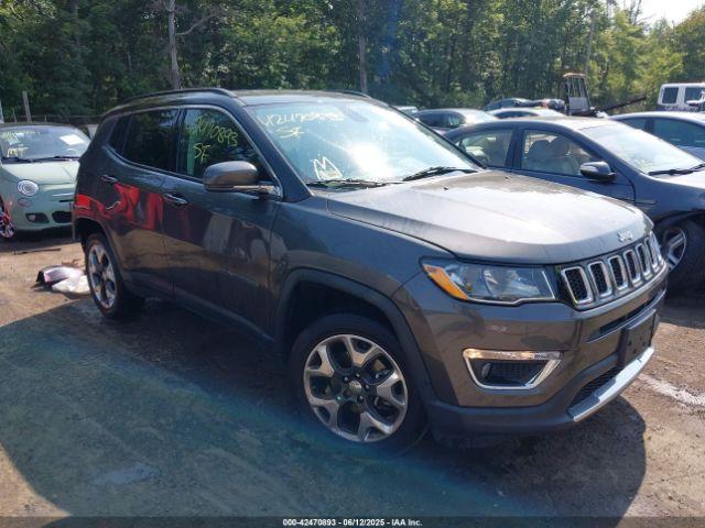  Salvage Jeep Compass