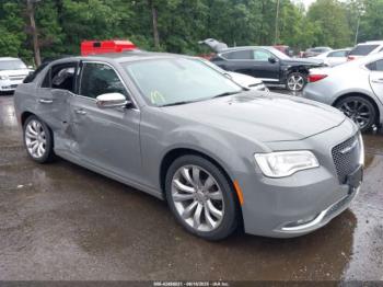  Salvage Chrysler 300