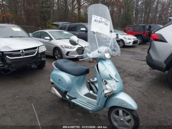  Salvage Vespa Lx