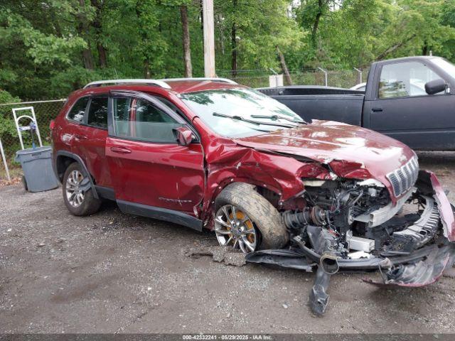  Salvage Jeep Cherokee