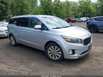  Salvage Kia Sedona