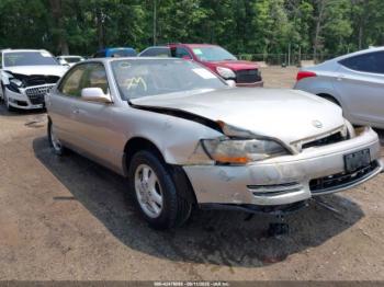  Salvage Lexus Es