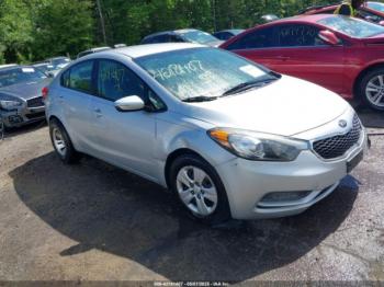  Salvage Kia Forte