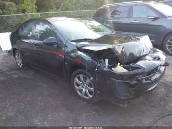  Salvage Mazda Mazda3