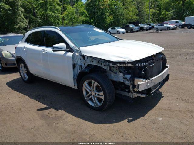  Salvage Mercedes-Benz GLA