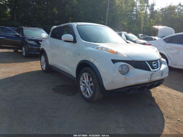  Salvage Nissan JUKE