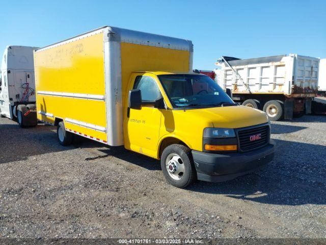  Salvage General Motors Savana Cutaway