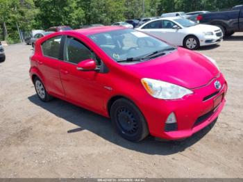  Salvage Toyota Prius c
