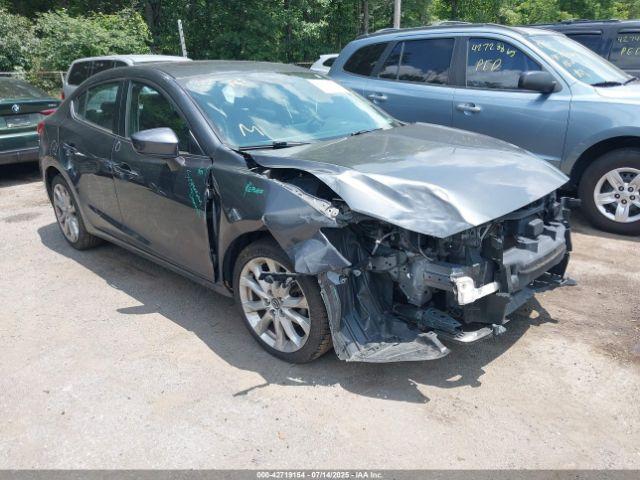  Salvage Mazda Mazda3