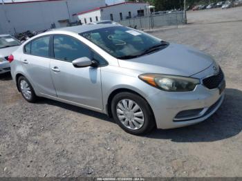  Salvage Kia Forte