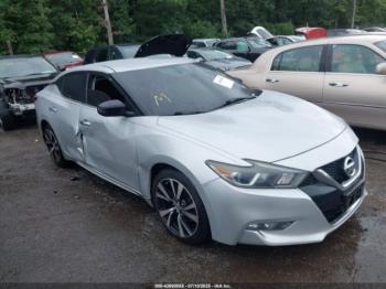  Salvage Nissan Maxima